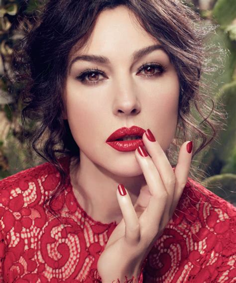 monica bellucci d&g lipstick